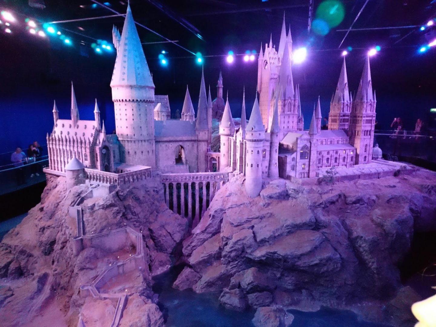 WARNER BROS - HARRY POTTER STUDIO