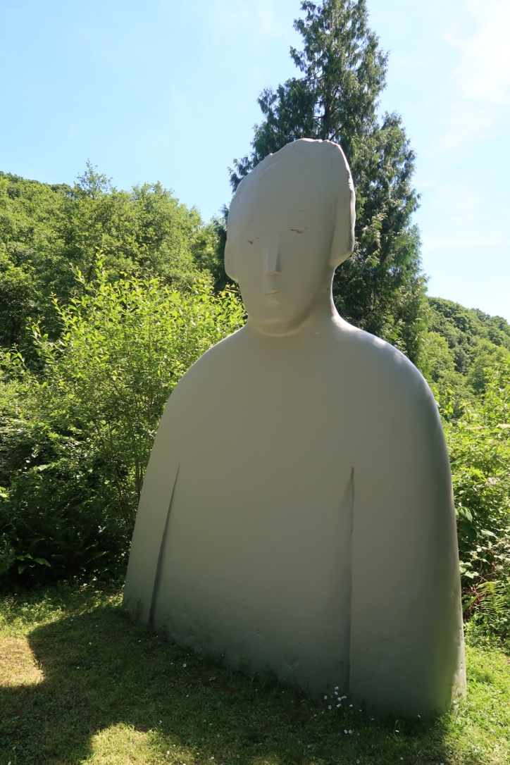 Broomhill Sculpture Garden – North Devon