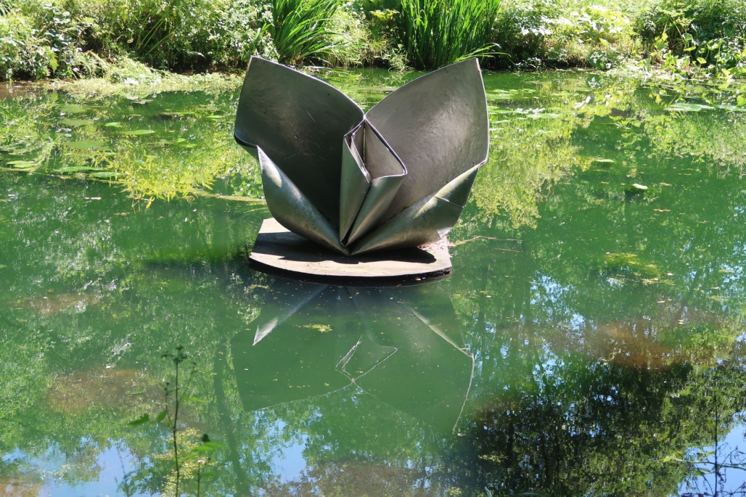 Broomhill Sculpture Garden – North Devon